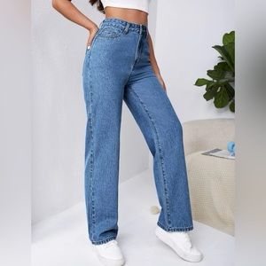 NEW‼️ High Waisted Jeans